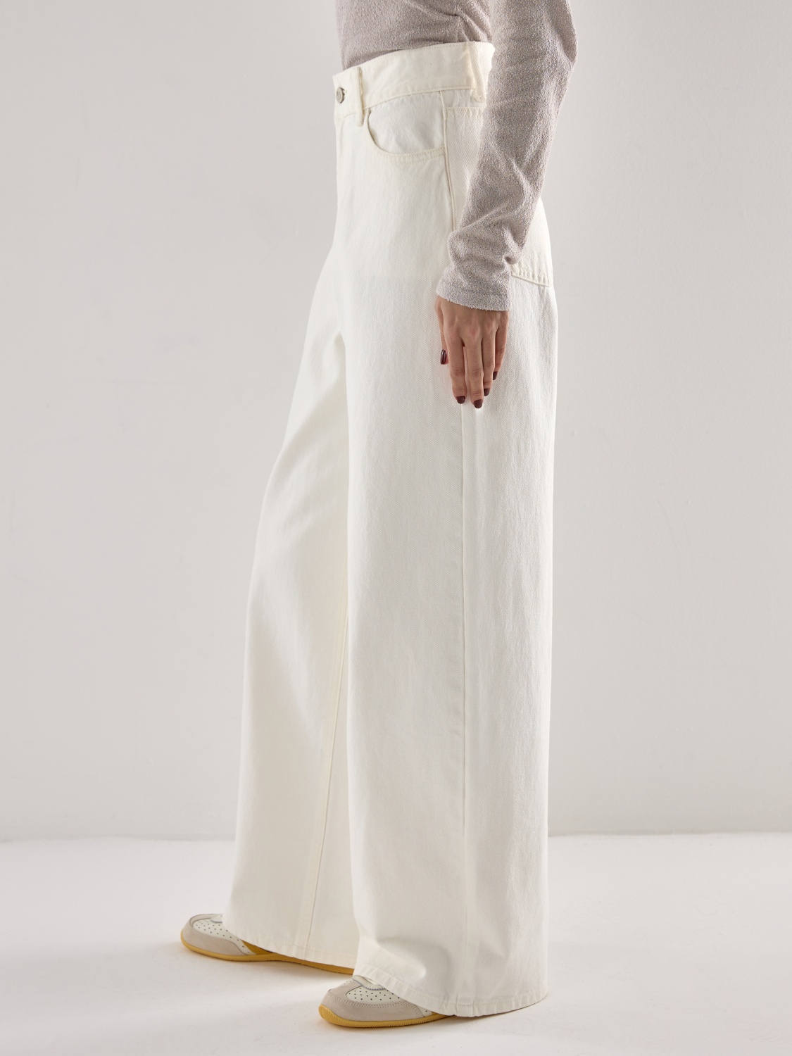 Джинсы WIDE LEG